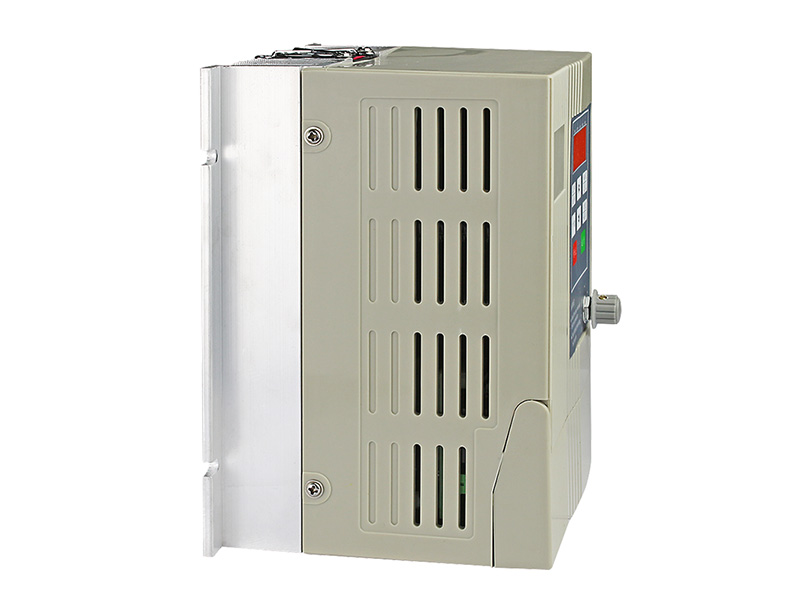 4000H通用變頻器，變頻器三相380V，變頻器廠家，電機變頻器